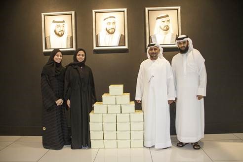 Image : DSC Team with Gif Boxes for orphans